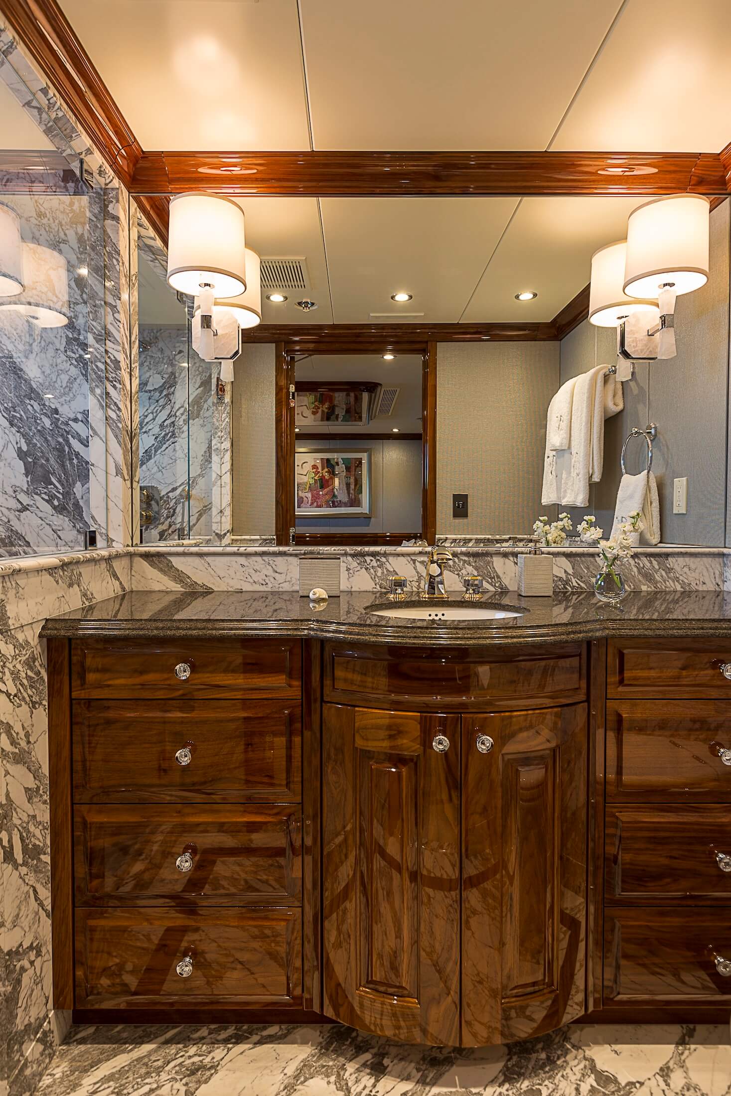 D'Natalin Luxury Yacht bathroom counter with sink