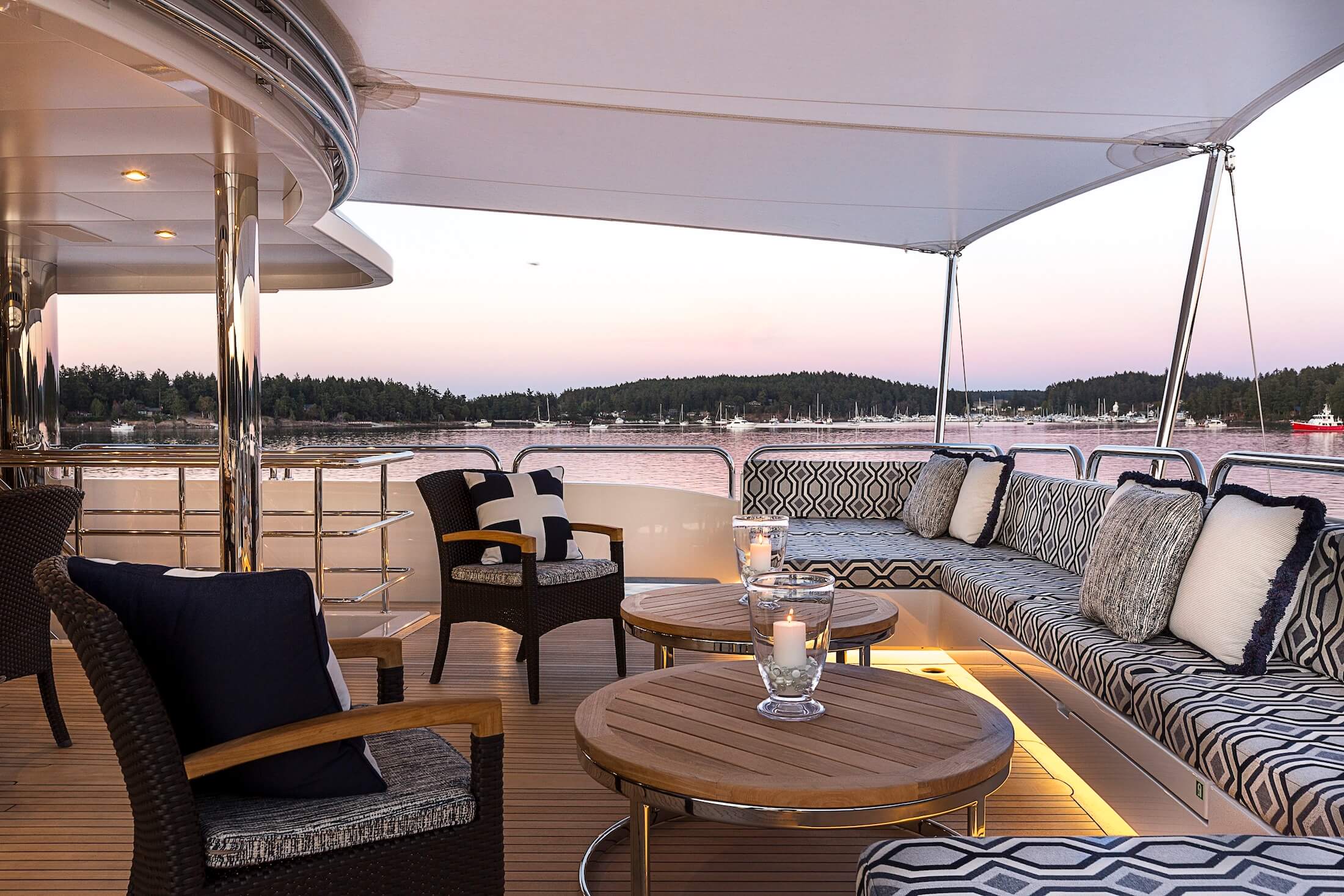 D'Natalin Luxury Yacht exterior lounge