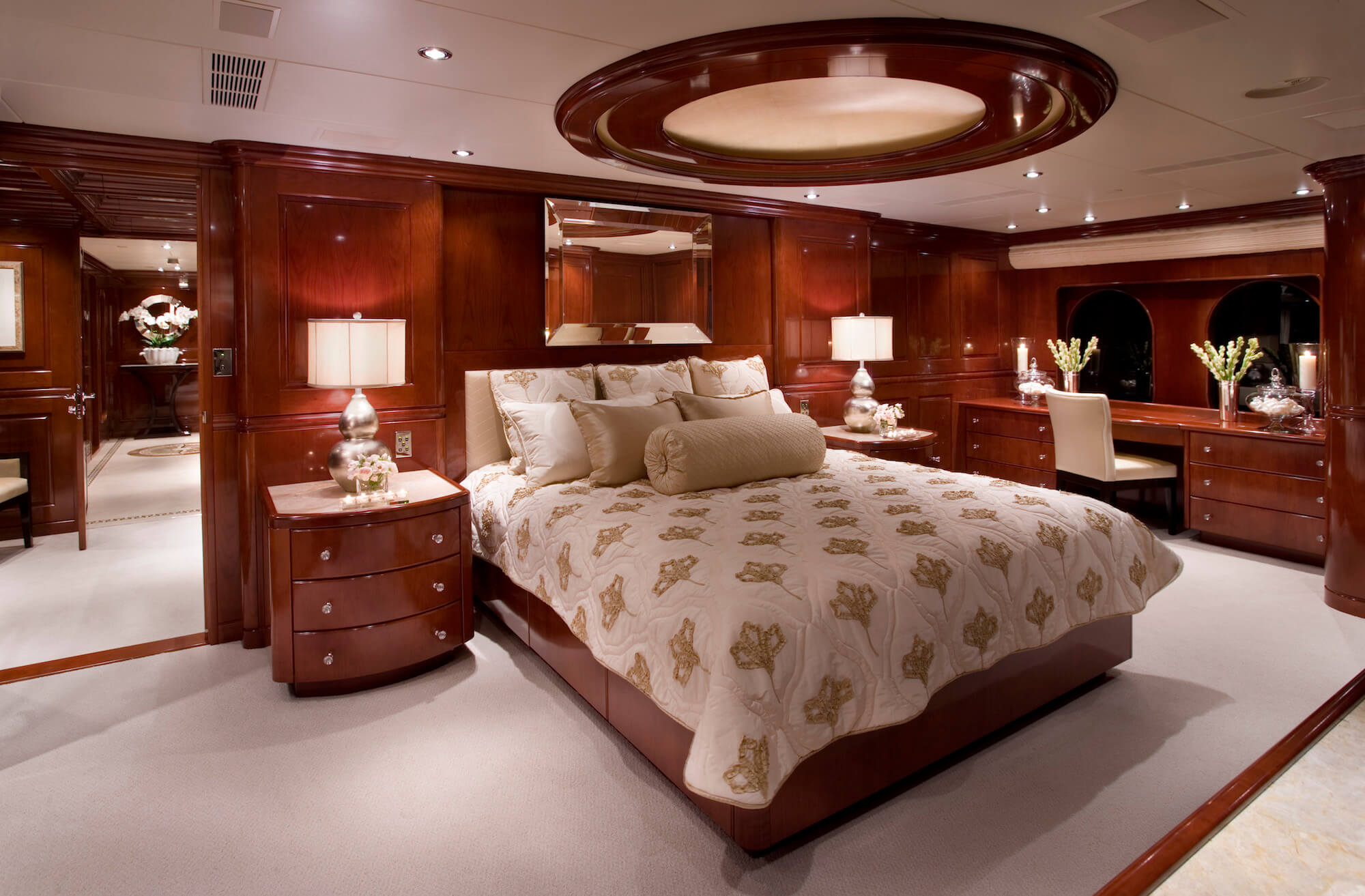 Marathon luxury yacht master suite